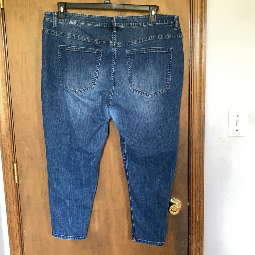 Venezia distressed jean with stretch size 26 S - Picture 9 of 16